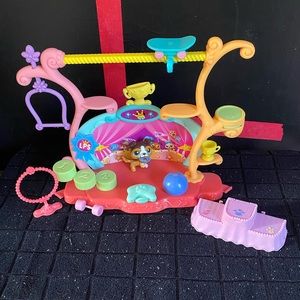 Littlest pet shop| tricks N talents playset